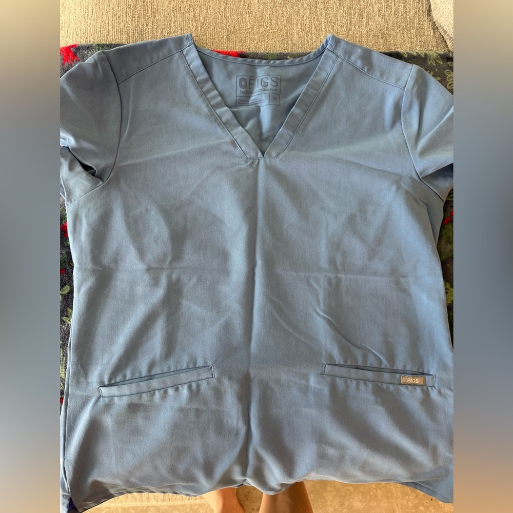 Figs Technical Collection casma 3 pocket top